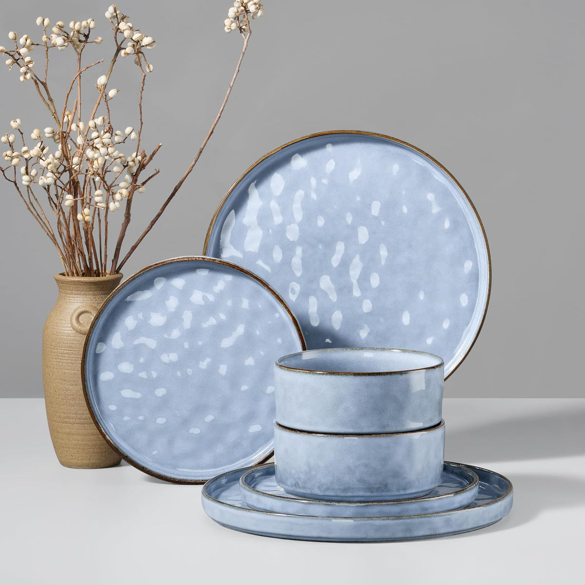 HaWare Dinnerware Sets, 18-Piece Plates and Bowls Set, Speckled White