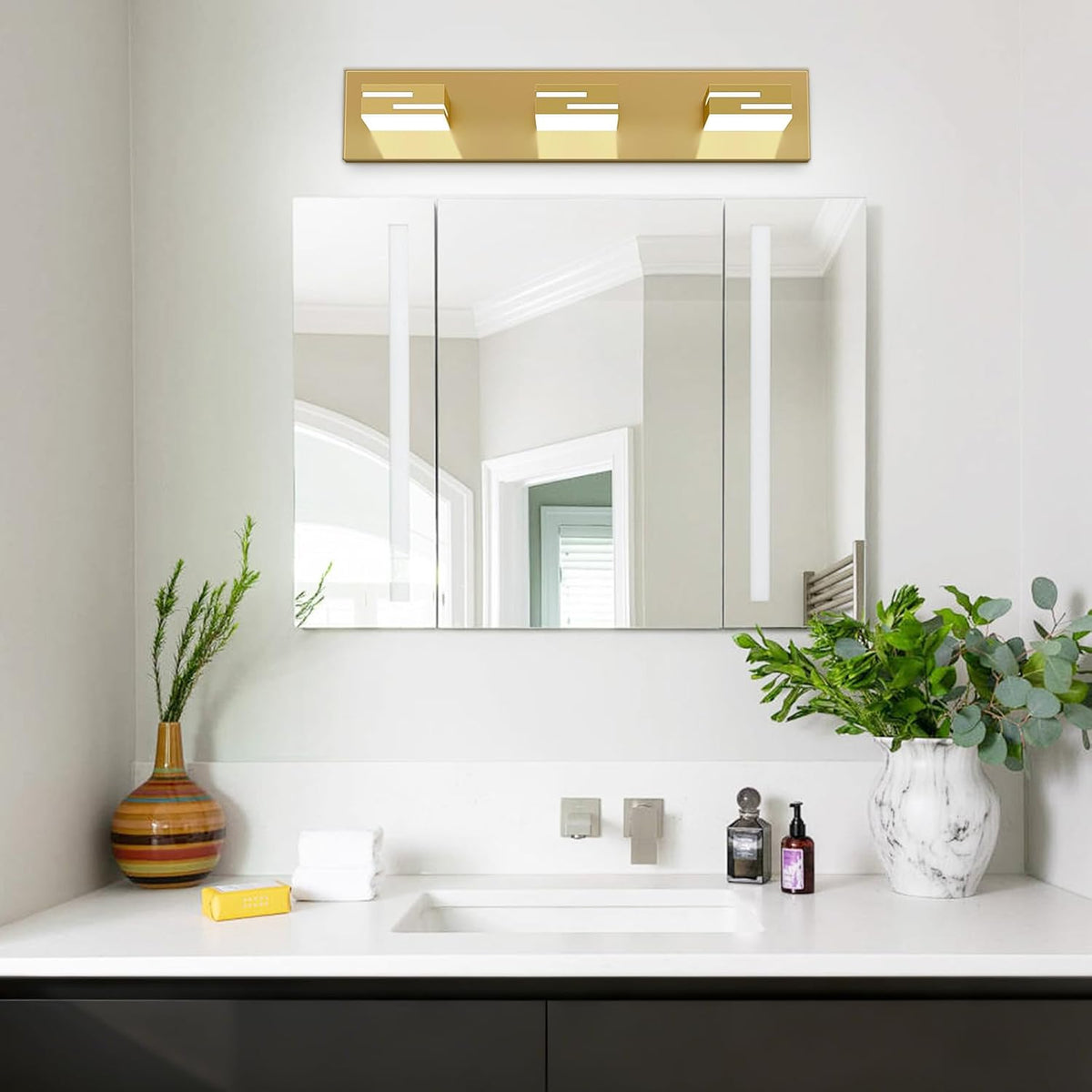 LED Modern Bathroom Vanity Light Fixtures, Dimmable Gold Vanity Lights for Bathroom Lighting Fixtures Over Mirror, with 360° Rotatable Heads 3-Light 22-inch (Cool White 6000K)