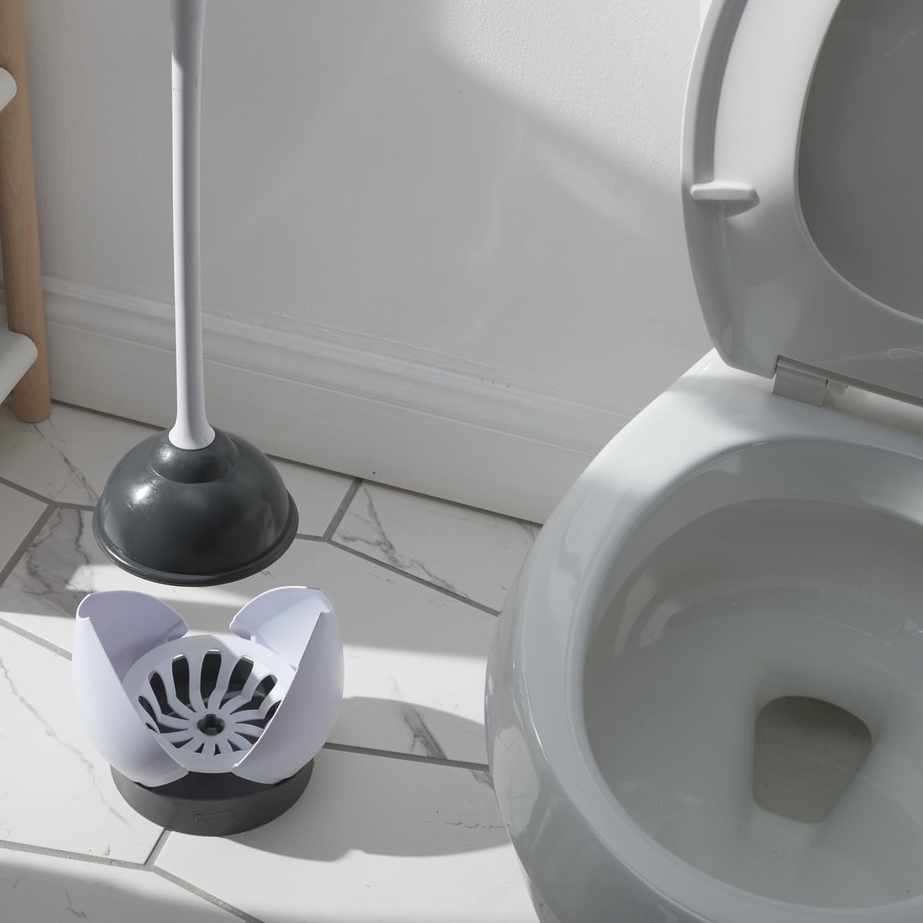 Clorox Toilet Plunger with Hideaway Caddy, Set of 2 – for Bathroom Organization and Storage, Bathroom Accessories, Toilet Unclogger, with Holder, White