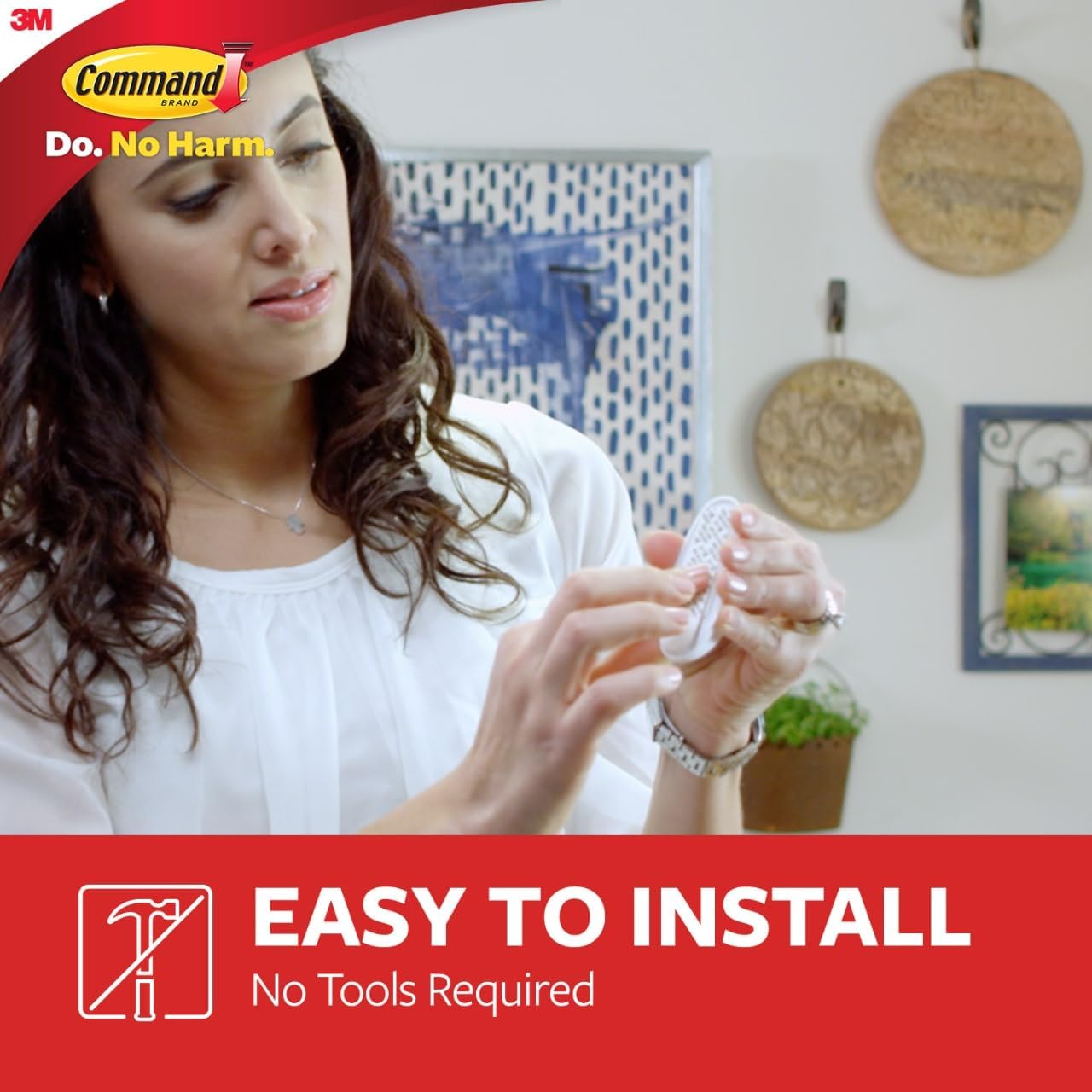Command Medium Utility Hooks, 20 Hooks and 24 Strips, Damage-Free Hanging Wall Hook with Adhesive Strips, No Tools Great for Hanging, Organization and Storage, Holds up to 3 lb