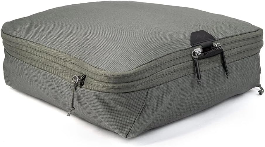Peak Design Packing Cube, Sage, Weatherproof Luggage Cube with Dual Compartment Organization, Expansion and Compression, Zipper Opening, Travel Organizer for Men and Women, Size M