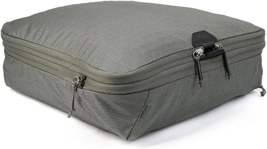 Peak Design Packing Cube, Sage, Weatherproof Luggage Cube with Dual Compartment Organization, Expansion and Compression, Zipper Opening, Travel Organizer for Men and Women, Size M