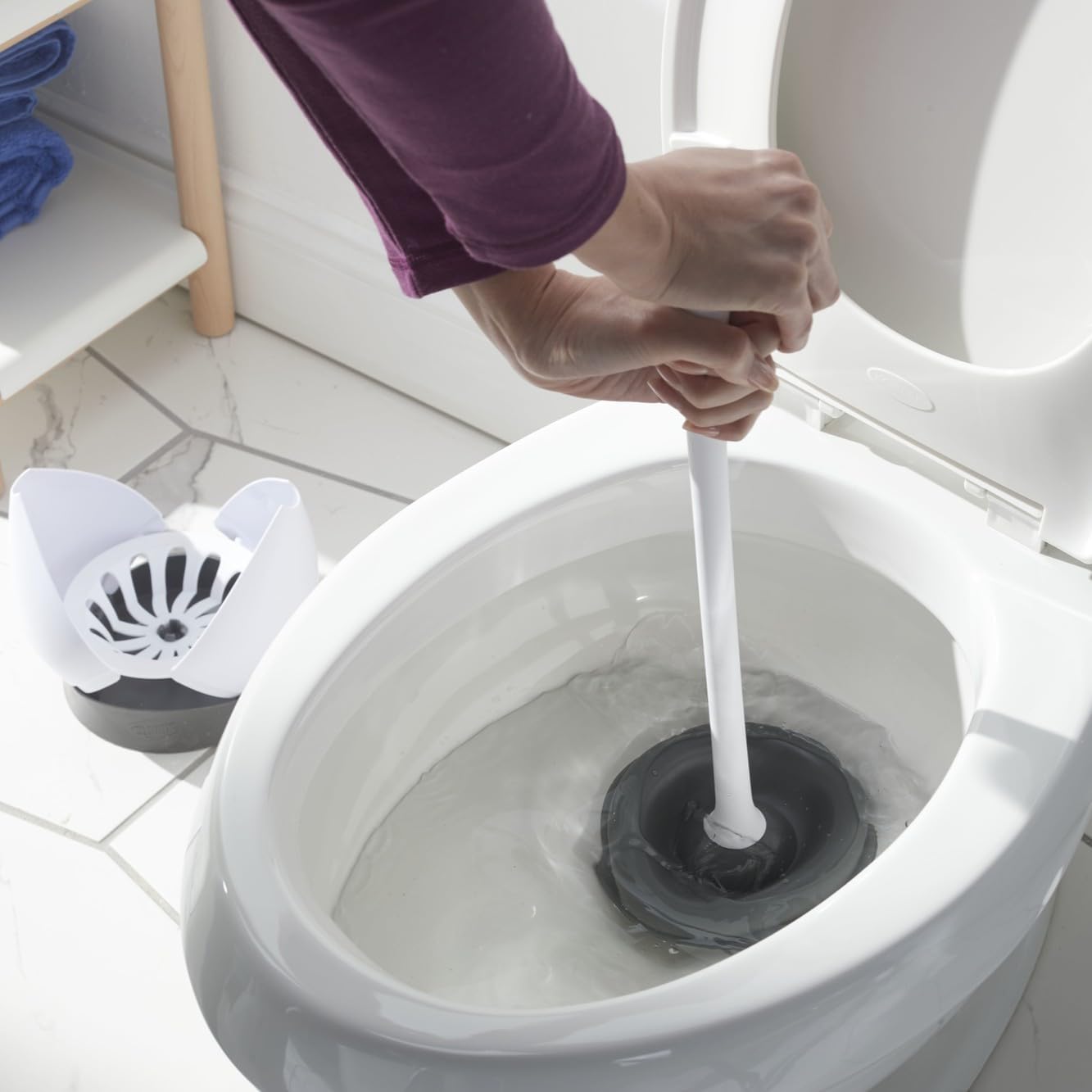 Clorox Toilet Plunger with Hideaway Holder Caddy Heavy-Duty Compact Design with Non-Skid Rubber Base for Bathroom Convenient Storage Toilet Unclogger, 6.5x19.5-Inch, White