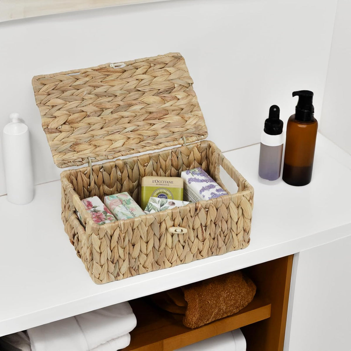 ORDELITE Water Hyacinth Wicker Storage Basket with Lid, Small