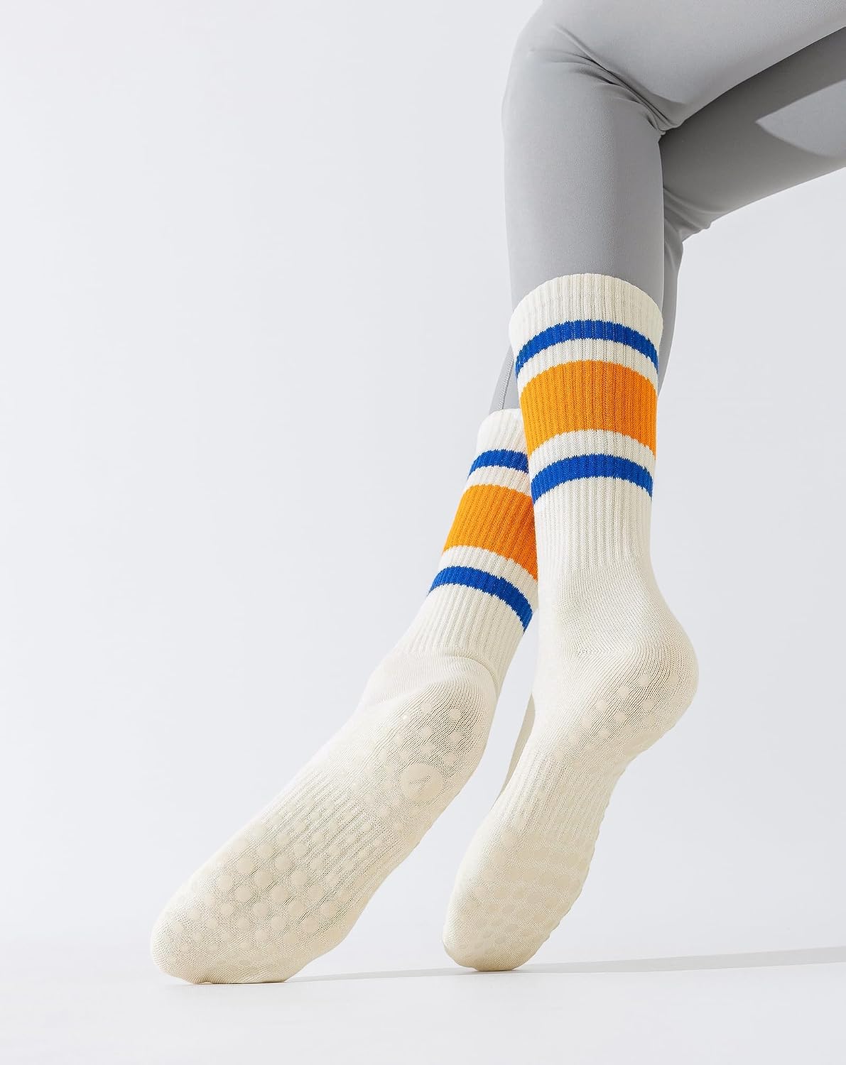 Yawlsow Pilates Grip Socks for Women Yoga Grippy Striped Retro Crew Socks Non Slip Sticky Barre Sock with Grippers 3/5 Pairs