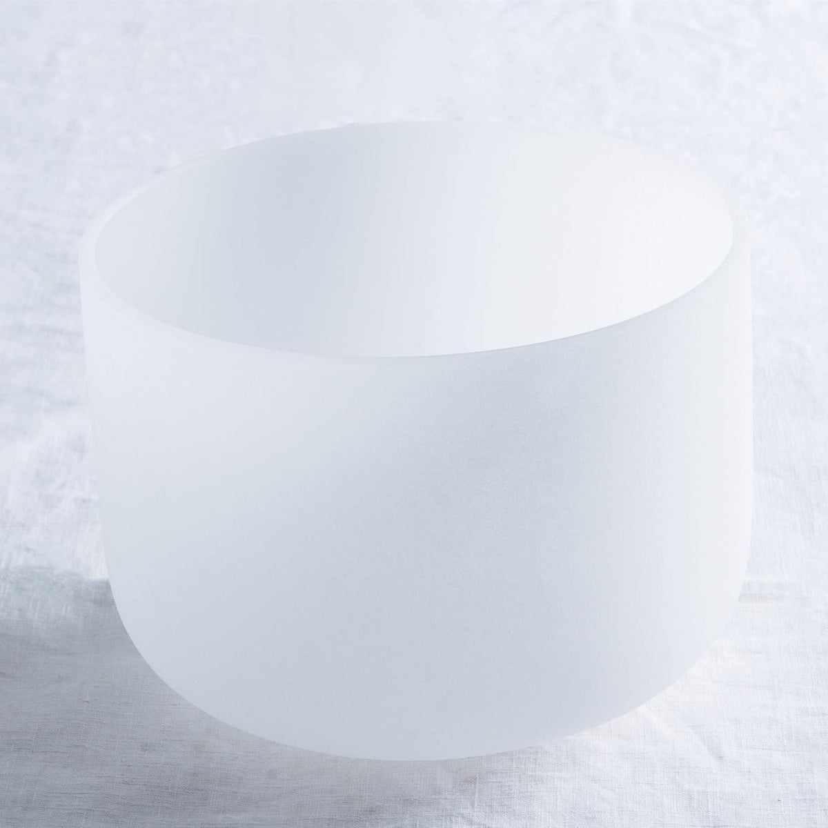 Leize Quartz Crystal Singing Bowl F Note Heart Chakra White 8" with Heavy Duty Carrying Case Suede Striker