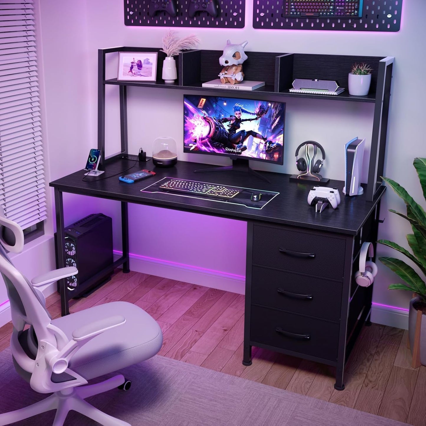 DLisiting Black Computer Desk with Hutch & Drawers - Office Desk with 3 Storage Drawers and Power Outlets, 47 Inch Modern Study Writing Desk for Bedroom Home Office
