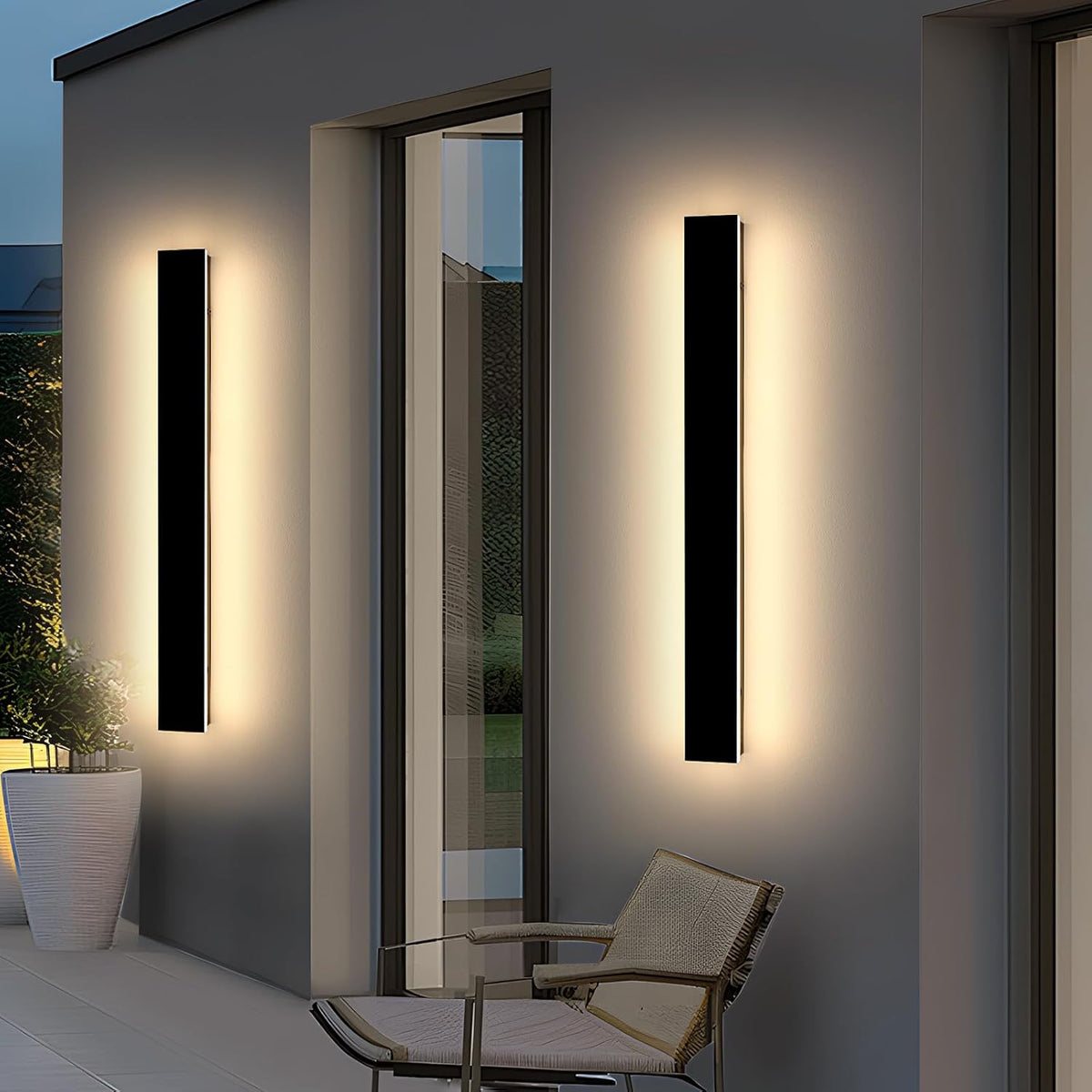Mikeru 2 Pack 31.4inch Modern Outdoor Wall Sconce, 3000K/4500K/6000K 3 Color Temperature LED Exterior Light Fixtures, Modern Long Porch Lights Wall Sconce for Garage, Doorway, Porch, Patio