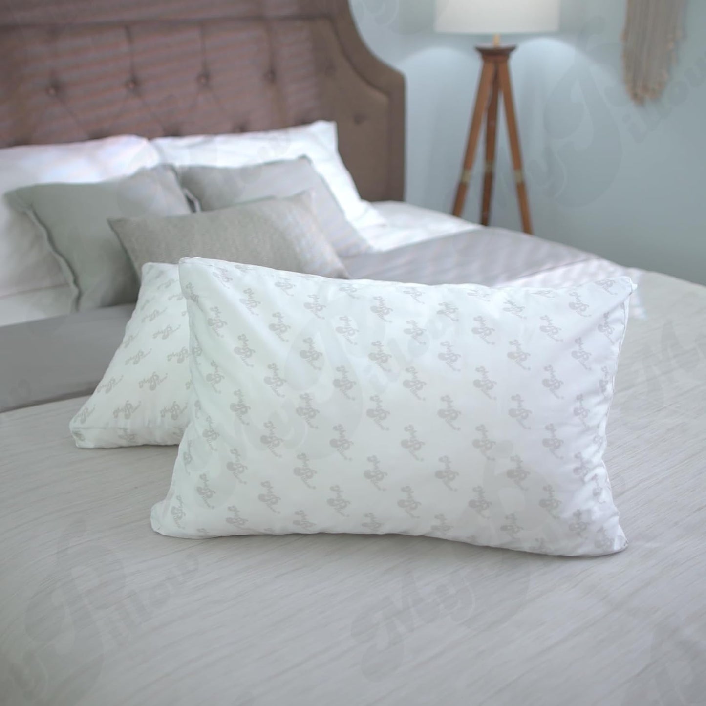 MyPillow Bedding Bed Pillows for Sleeping Standard Size, Set of 2, Back, Stomach or Side Sleepers - My Pillow Classic Pillow (Standard, Medium)