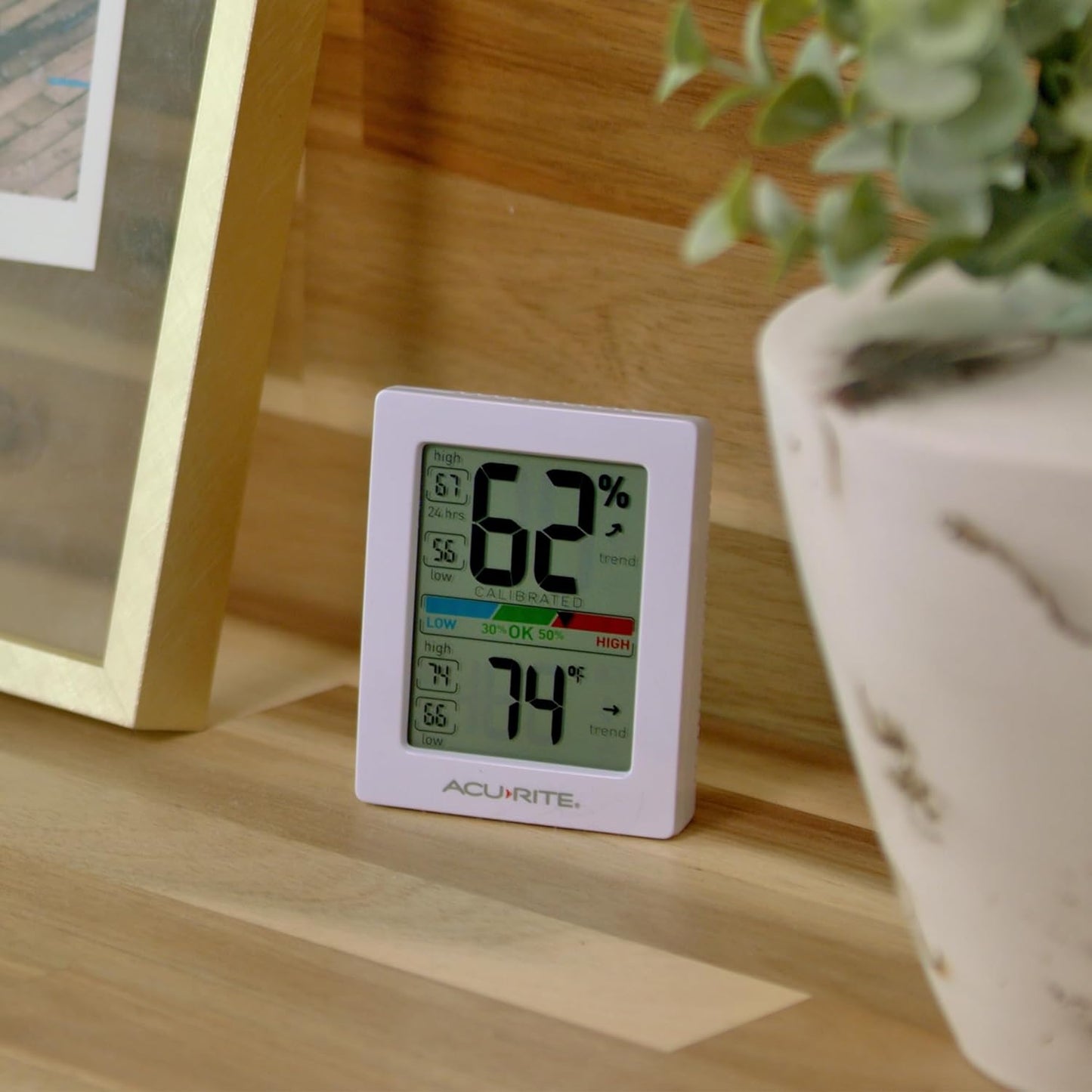 AcuRite Humidity Meter Hygrometer and Indoor Digital Thermometer with Temperature Gauge and Humidity Gauge, Room Thermometer Comfort Scale, 3 x 2.5 Inches, White (01083M)