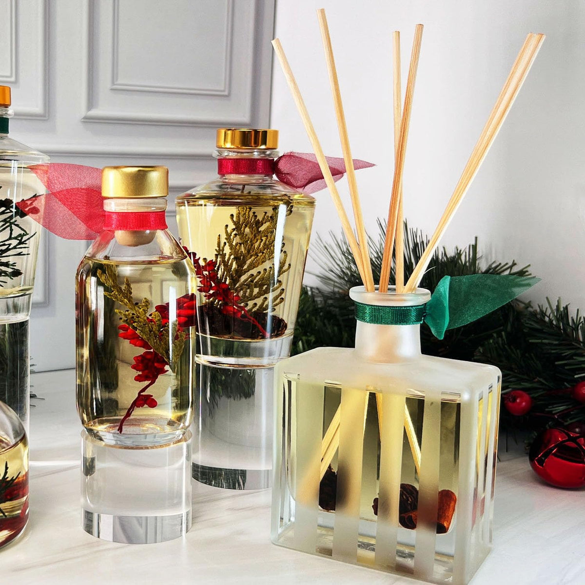 Reed Diffuser Set - English Garden Scented Diffuser with Sticks