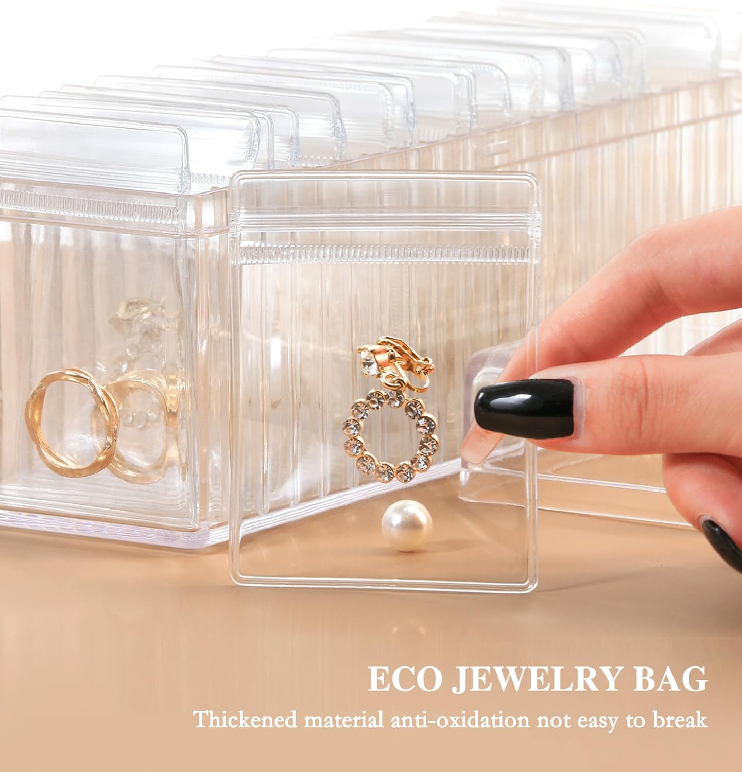 HOMEHIVE Acrylic Jewelry Box Organizer, Clear Jewelry Organizer and Storage with 20 Portable Anti Tarnish Jewelry bags, Travel Jewelry Case for Earrings/Rings/Necklaces Gifts for Women Girls, Clear