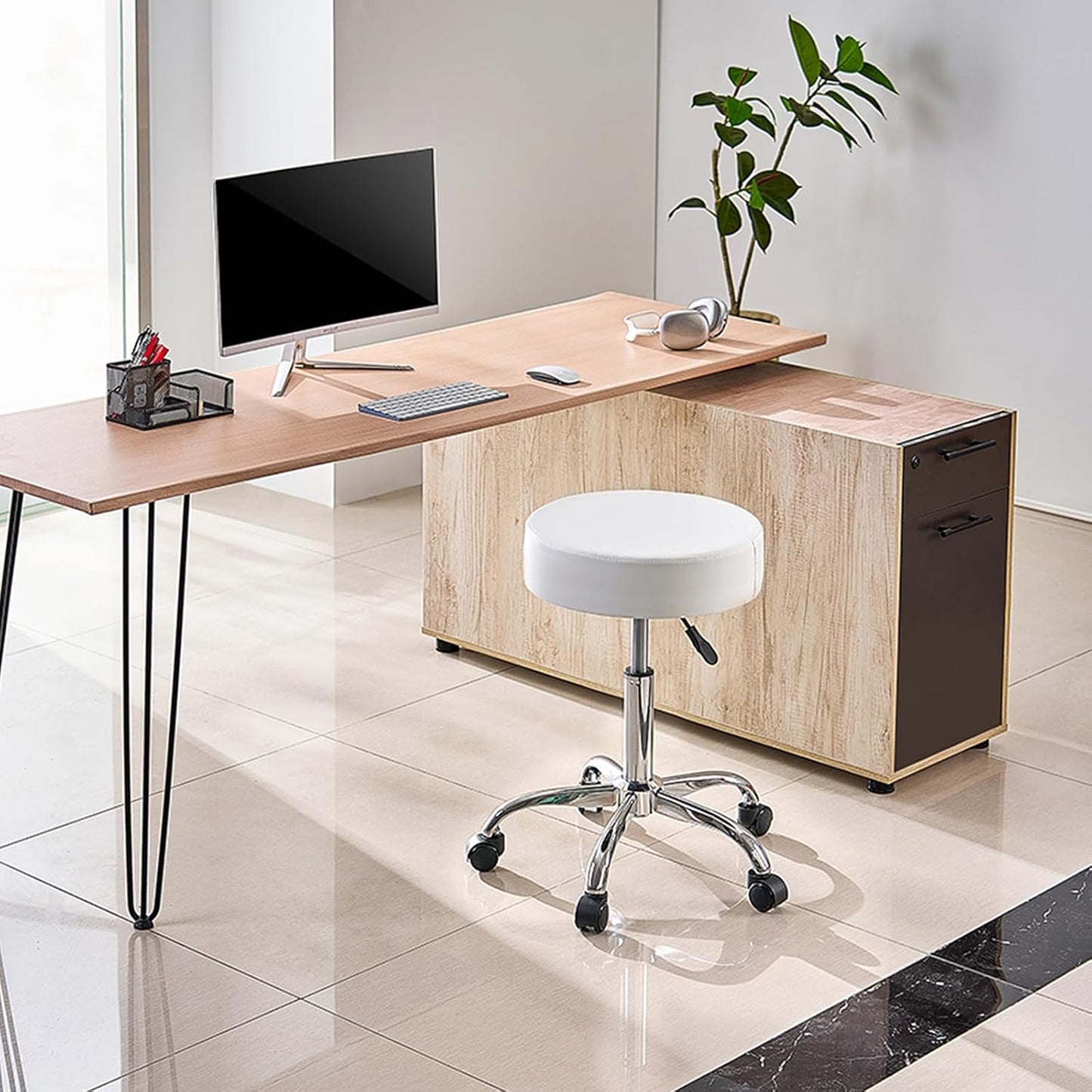 VEVOR Rolling Stool with Wheels, 450 LBS Weight Capacity Round Rolling Stool Chair, Height Adjustable Thickened PU Leather Swivel Stool for Salon, Spa, Massage, Tattoo, Clinic, White