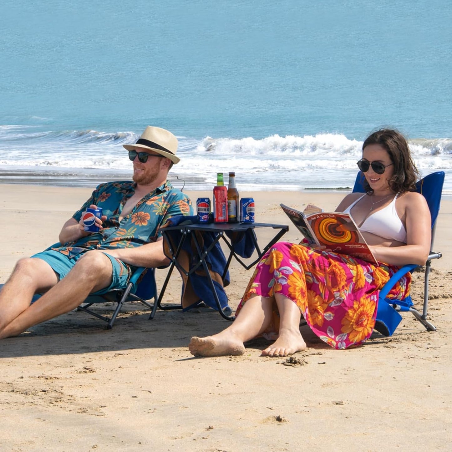 Romswi 2 Pack Lightweight Low Beach Chairs with Breathable Mesh Back, 6LBS Folding Portable Sand Chairs with Cup Holder, Heavy Duty 400lbs Capacity for Camping & Outdoor Use, Blue