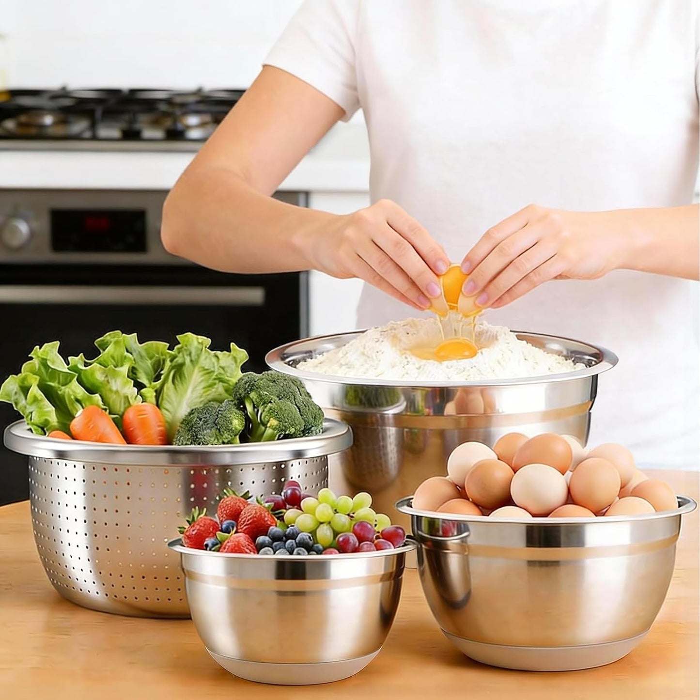 Stainless Steel Mixing Bowls Set with Lids & Silicone Base - 7-Piece Kitchen Gadgets Includes Colander, Grater, Egg Separator, Whisk - Nesting Bowls (1.5, 2, 2.5, 4.5 QT), Dishwasher Safe, Khaki