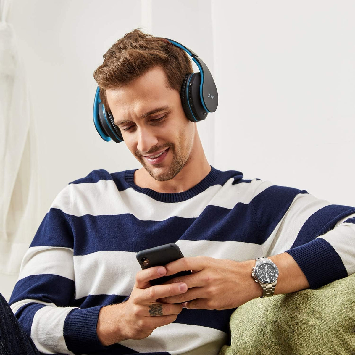 ZIHNIC Bluetooth Headphones Over-Ear, Black/Blue