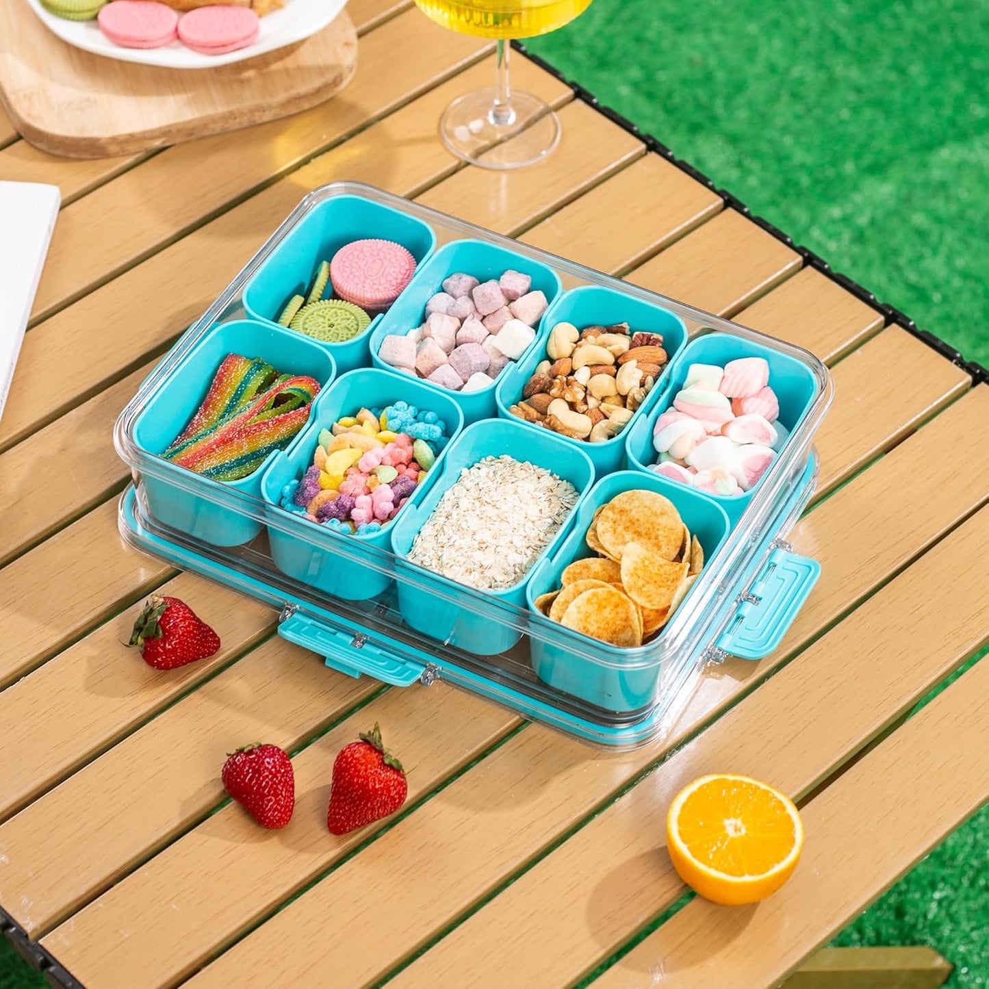 WACOI Divided Snack Serving Tray with Lid and Handle Travel Snackle Charcuterie Container Portable Storage Organizer for Candy, Fruits, Nuts, Snacks, Party, Picnic (1pack, Lake blue)