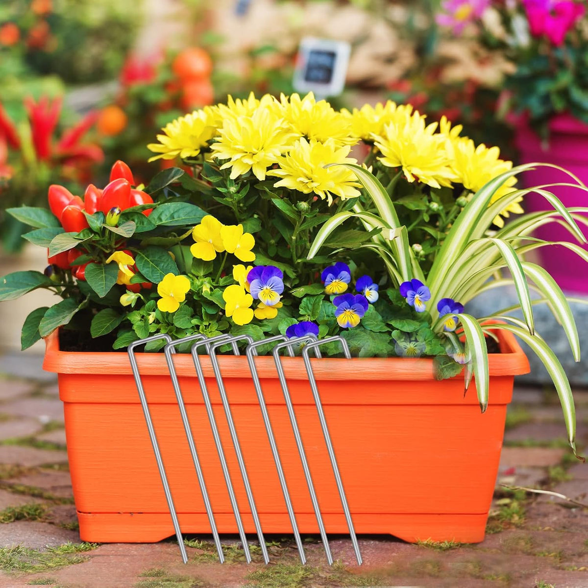 HongWay 300 Pack Landscape Staples, 6 Inch Garden Stakes Galvanized Steel