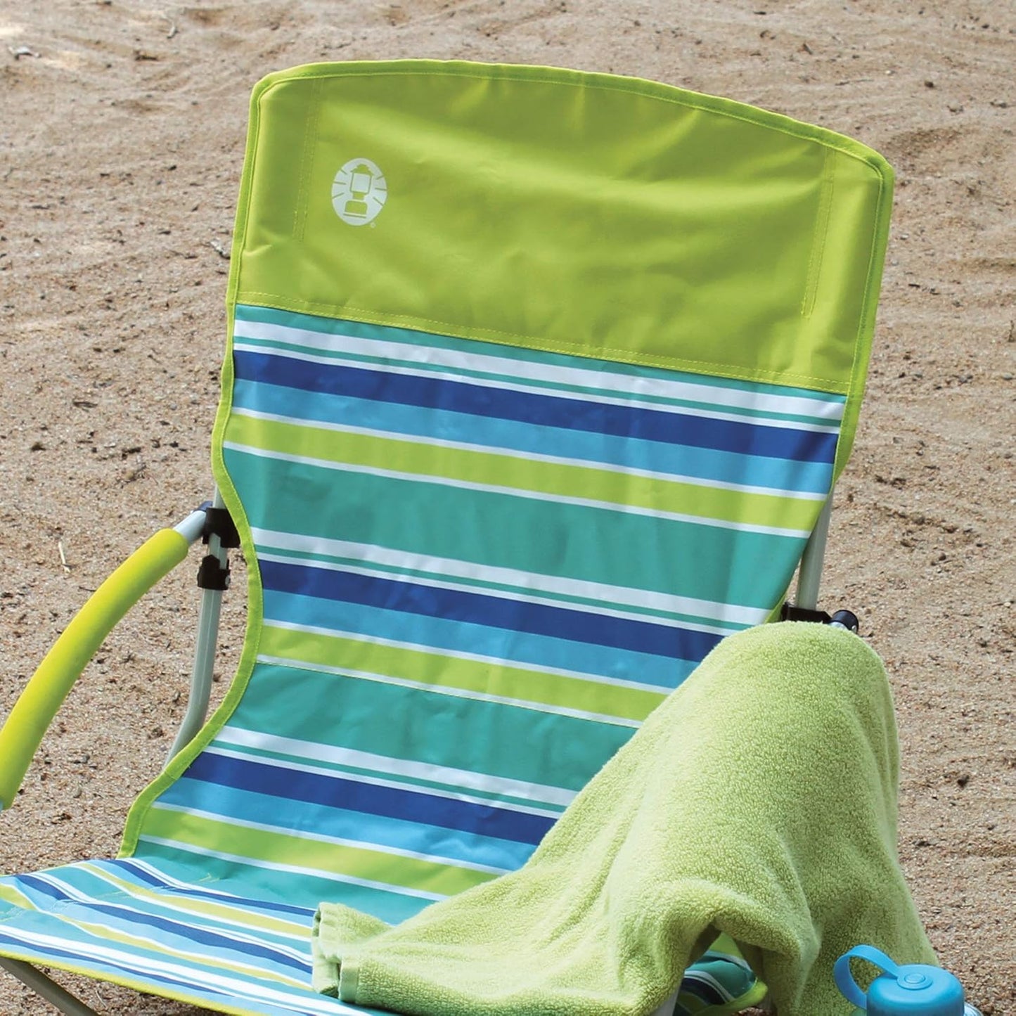 Coleman Utopia Breeze Lightweight Beach Chair with Cup Holder, Comfortable Portable Outdoor Chair with Carry Bag, Supports up to 300lbs, Great for Beach & Yard