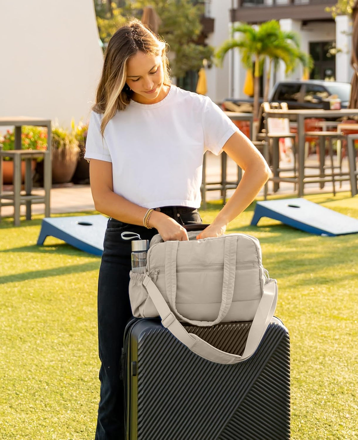 Gym Bag for Women, Travel Duffle Bags with Wet Pocket, Lightweight Carry on Bag Overnight Weekender Duffel Bag, Water Resistant (Khaki Ash)