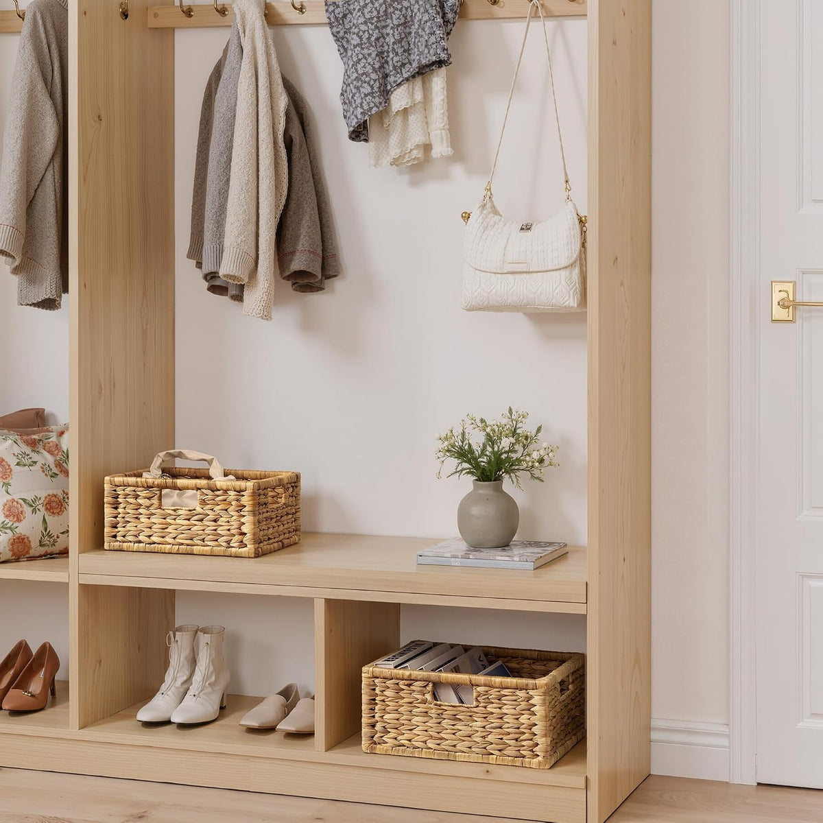 StorageWorks Large Wicker Basket, Pantry Organizer with Wooden Frame