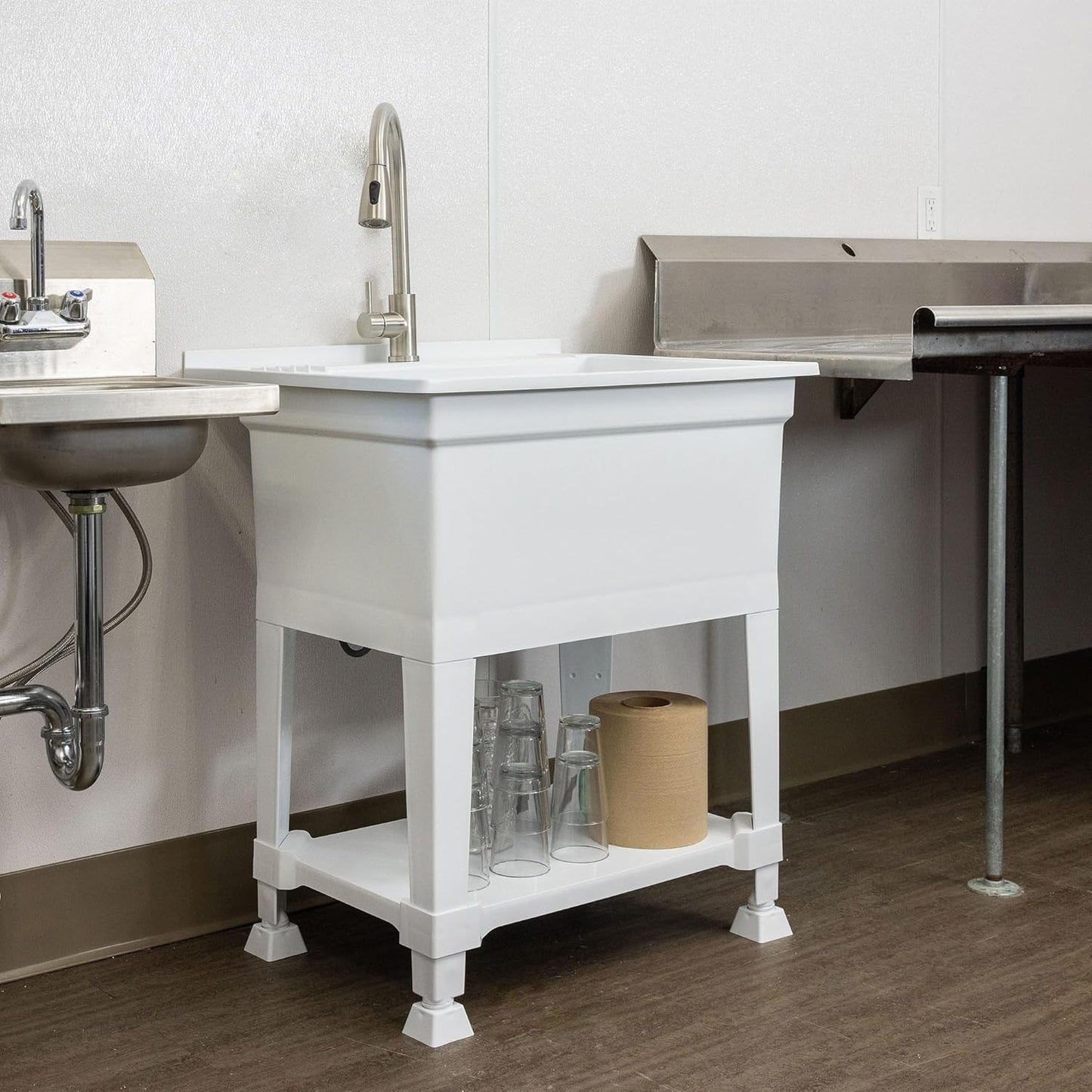 UTILITYSINKS Freestanding Utility Sink for Laundry Room & Garage, 30" x 24", White