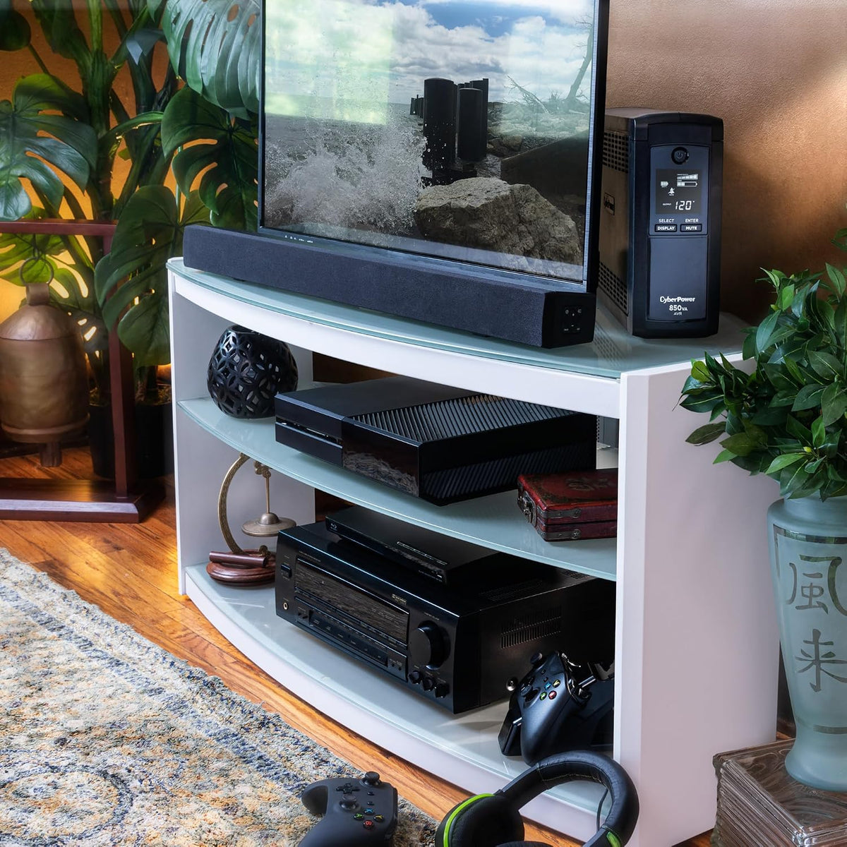 CyberPower CP850AVRLCD Intelligent LCD UPS Battery Backup
