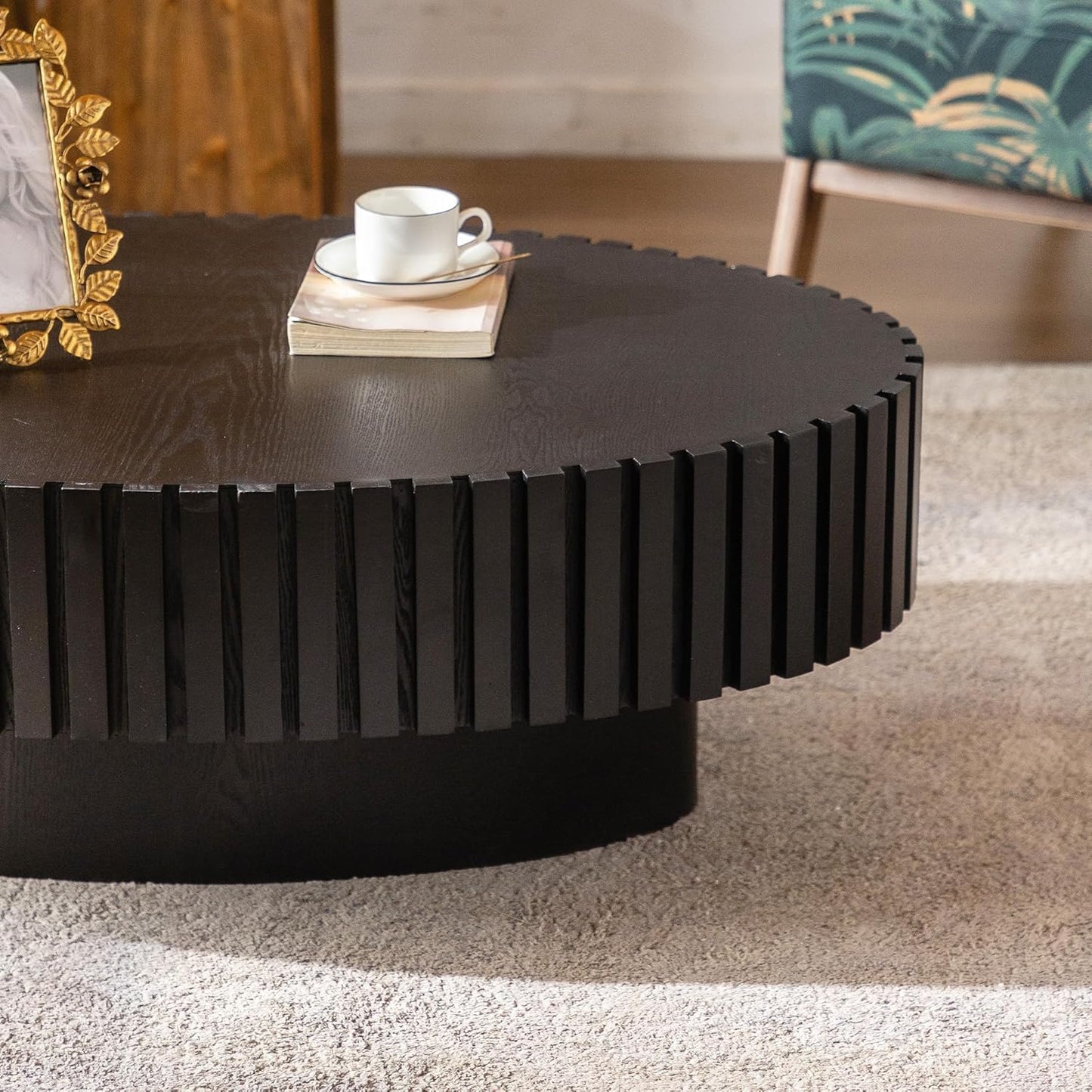 43.3in Oval Fluted Coffee Table (Oval Black 43.3in) | Drum Coffee Tables for Living Room | Modern Pedestal Center Table