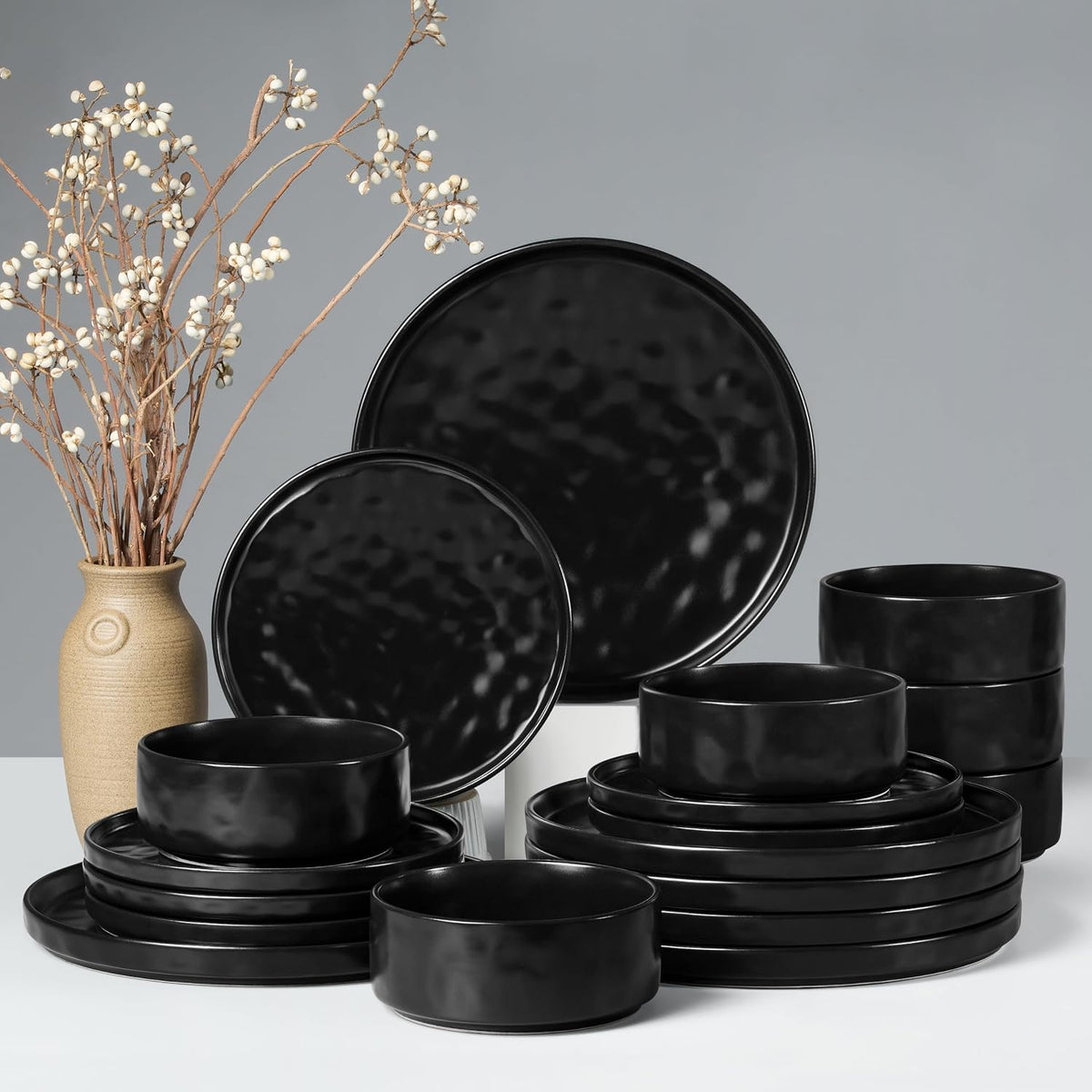 HaWare Dinnerware Sets, 18-Piece Plates and Bowls Set, Matte Black
