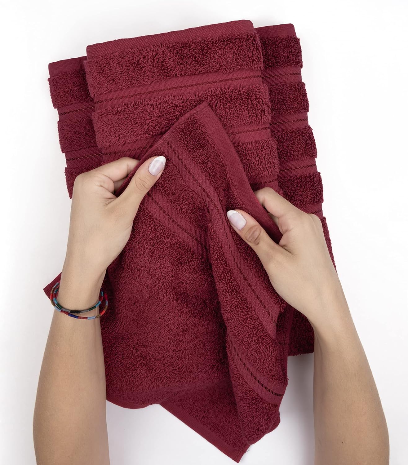 American Soft Linen Premium 3 Piece Towel Set, 1 Bath Towel 1 Hand Towel 1 Washcloth, 600 GSM 100% Cotton Turkish Towels for Bathroom, Bordeaux Red Towel Set