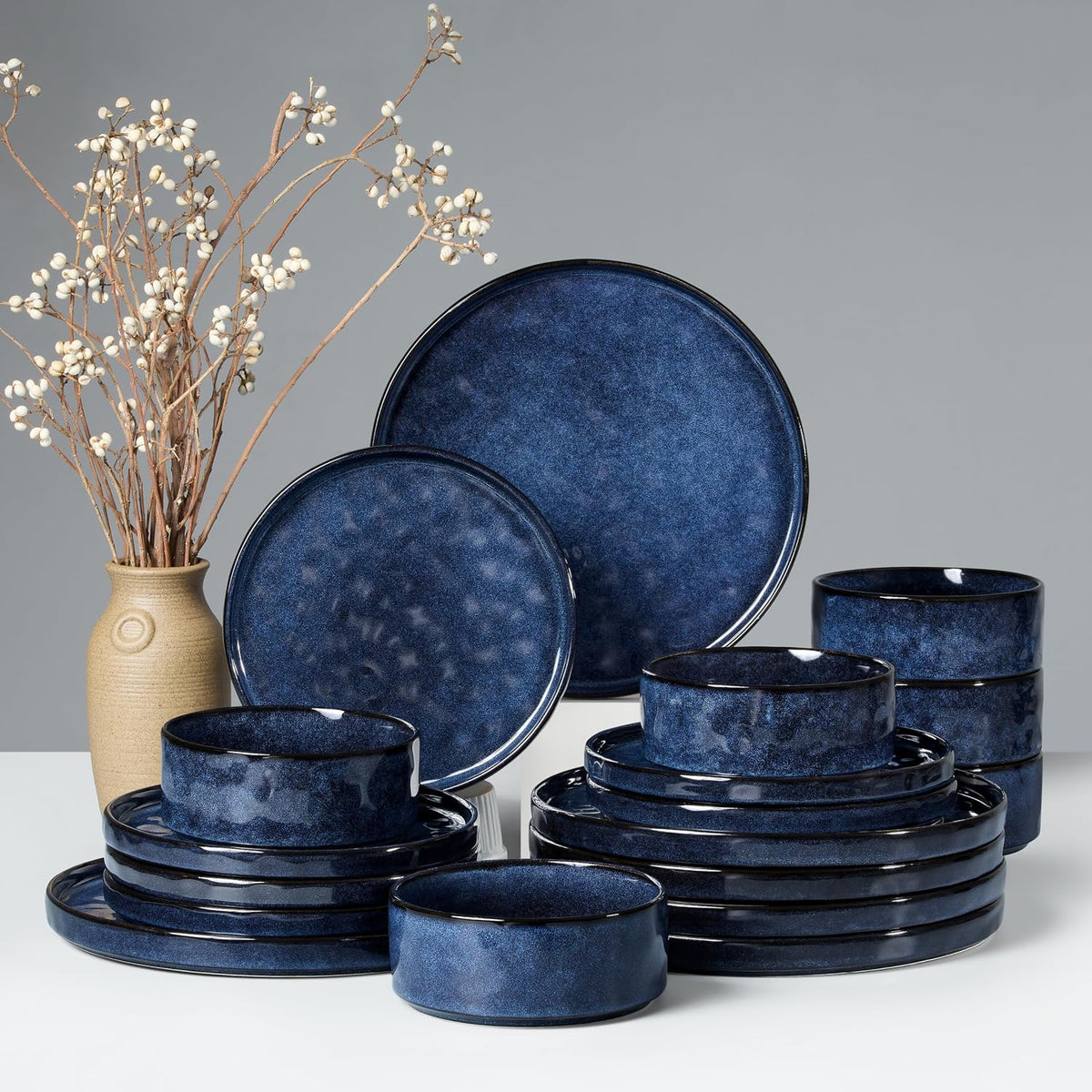 HaWare Dinnerware Sets, 18-Piece Plates and Bowls Set, Reactive Starry Blue