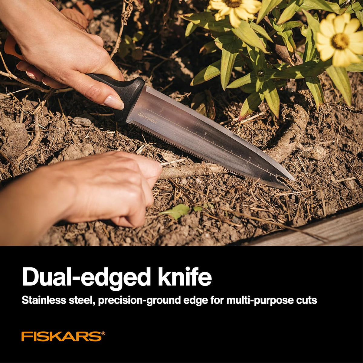 Fiskars Hori Hori Garden Knife with Sheath, Heavy Duty Gardening Hand Tool
