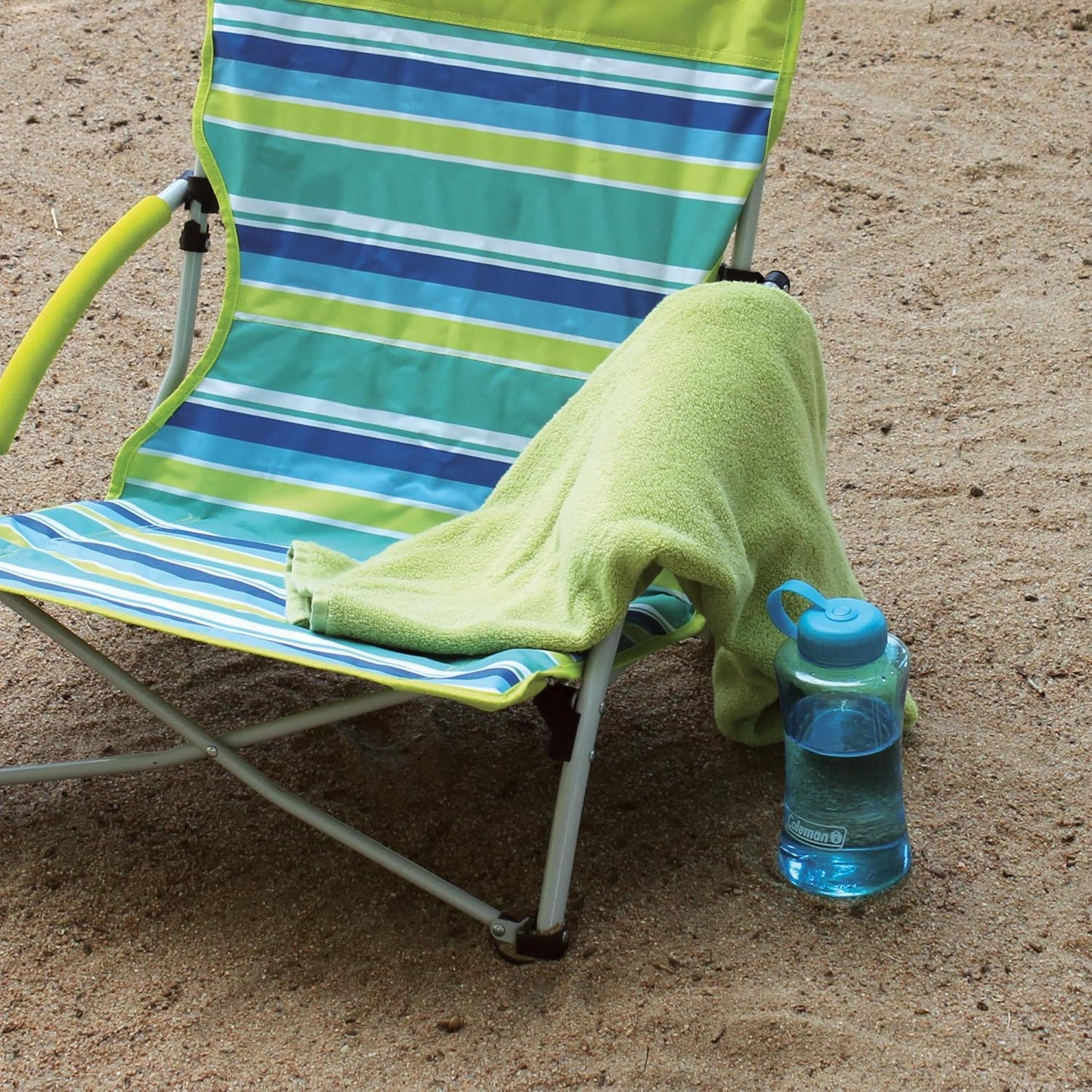 Coleman Utopia Breeze Lightweight Beach Chair with Cup Holder, Comfortable Portable Outdoor Chair with Carry Bag, Supports up to 300lbs, Great for Beach & Yard