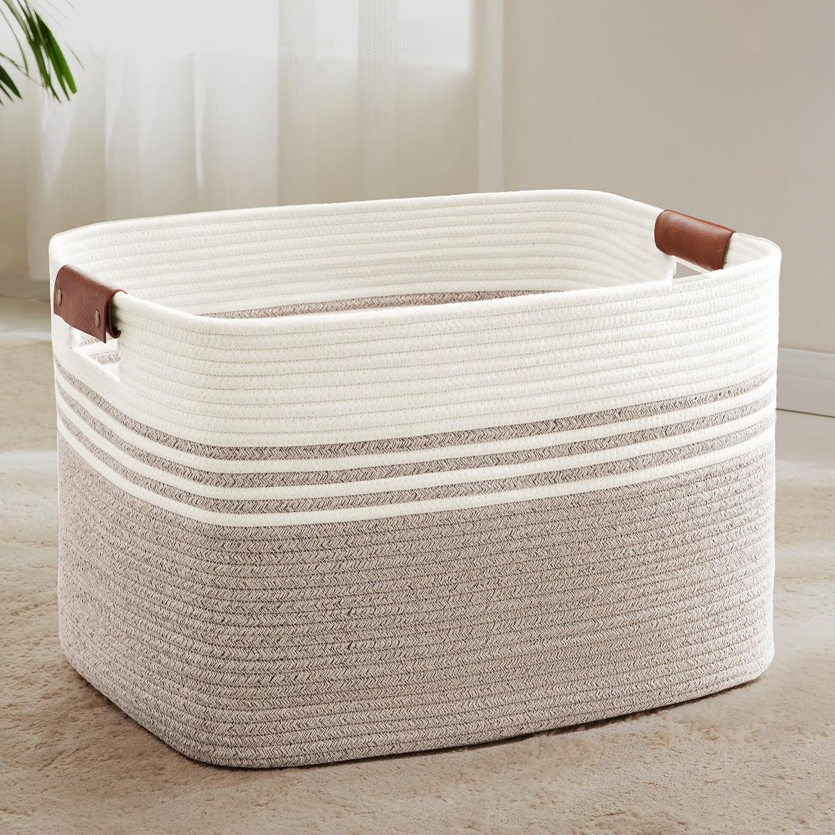 86L Large Woven Laundry Basket Hamper with Leather Handles,Brown
