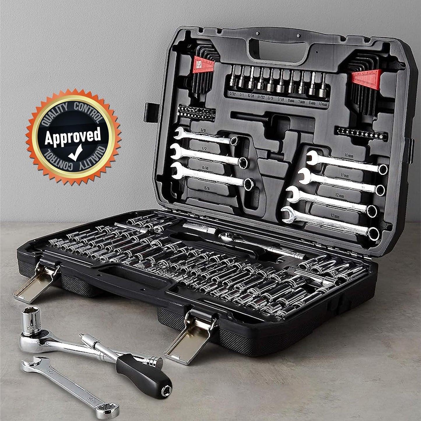 Amazon Basics Mechanic's Socket Tool Set With Case, Metric Sizes, 145-Piece