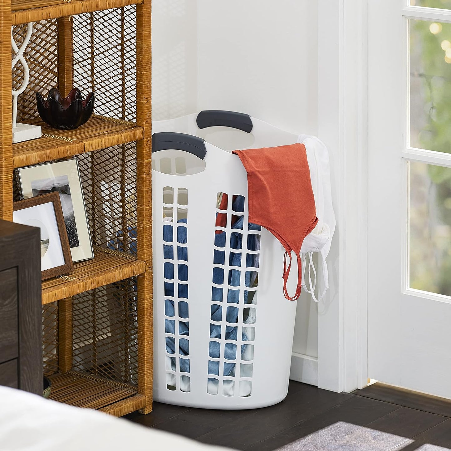 Gracious Living 4 Pack Easy Carry Flex Hamper, Large 87.5L Laundry Basket | Lightweight Plastic Ventilated Clothes Bin with Handles, White